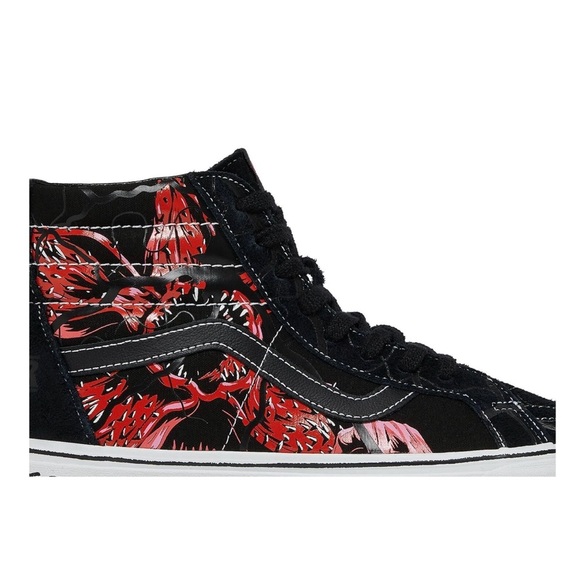 Vans X Stranger Things Unisex. Girls 6.0/ 4.5 Boys- Nwt. No Box - Picture 3 of 8